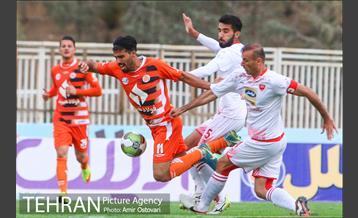 دیدار تیم‌های سایپا و پرسپولیس در لیگ برتر فوتبال ایران 25
