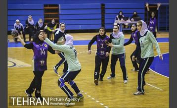 نخستین روز مرحله دوم لیگ هندبال زنان 15