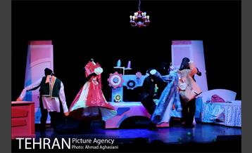 نمایش "شب اسرارآمیز" 14