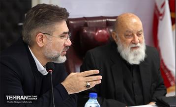 بازدید رئیس شورای شهر از مرکز حقوقی شهرداری تهران 26