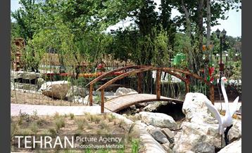 آئین بهره برداری از باغ راز هستی در منطقه 22 38