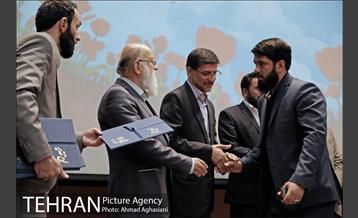 مراسم یادبود ایثارگران و شهدای حرم شهرداری تهران 33