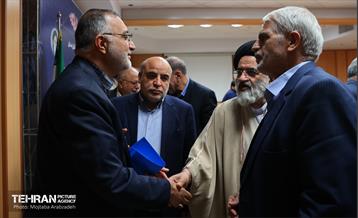 نشست اعضای مجمع نمایندگان استان با شهردار تهران 6
