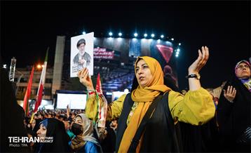 جشن ولادت حضرت زینب (س) در میدان انقلاب