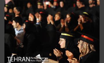 نخستین جشن فارغ التحصیلی ادوار دانشکده خبر 47