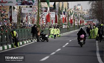 خدمات شهرداری تهران در پایان راهپیمایی ۲۲ بهمن 19