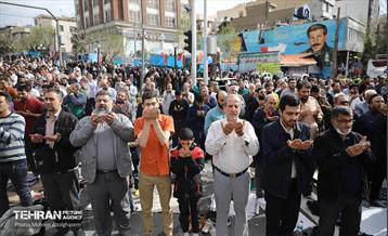 نماز عید سعید فطر در مصلای تهران 44