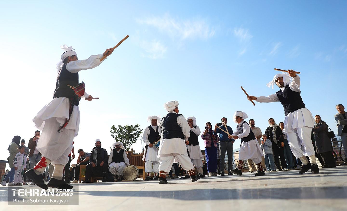 بهار قرآن و طبیعت در برج میلاد 27