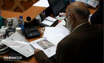 اولین جلسه کمسیون ماده ۵ با حضور شهردار تهران 27