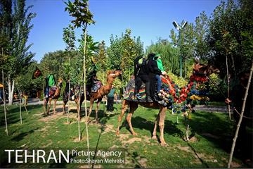 حرکت نمادین کاروان اُسرای کربلا در ده ونک 3