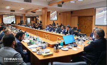 نشست صمیمانه شهردار تهران با جمعی از معلمان 11