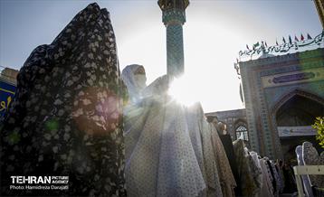 اقامه نماز عید سعید فطر در امامزاده صالح (ع) 32