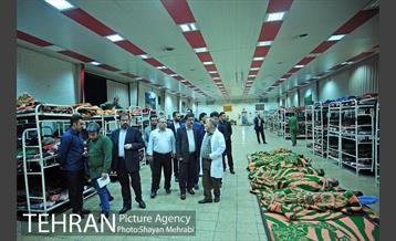سرپرست شهرداری تهران و رئیس مرکز ارتباطات و امور بین الملل شهرداری تهران در بازدید از فعالیت‌های شبانه شهرداری و زندگی شبانه مردم تهران 41