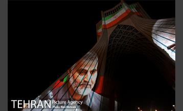 تصاویر سردار شهید قاسم سلیمانی بر دیوار برج آزادی 2