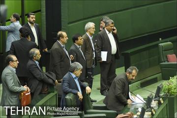 حضور شهردار تهران در جلسه علنی مجلس شورای اسلامی 31
