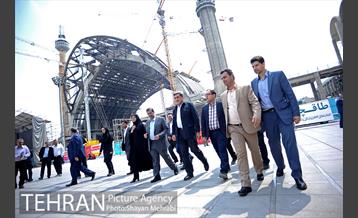 بازدید شهردار تهران از سی و دومین نمایشگاه بین المللی کتاب تهران 3