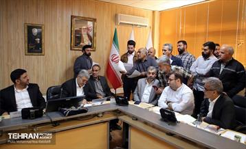 بازدید مدیرکل سرمایه انسانی از شرکت واحد اتوبوسرانی 8