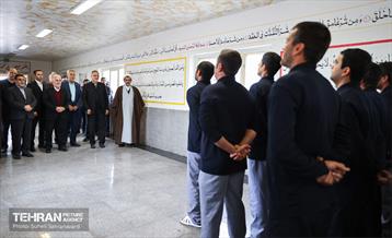 بازدید شهردار تهران از مراکز درمان معتادان متجاهر 28