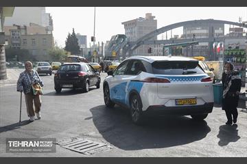 آغاز به کار تاکسی‌های برقی شاسی بلند در تهران 21