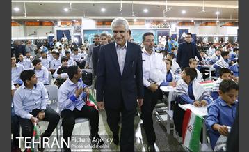 نواختن زنگ دانش آموز شهید در روز اول مهر 1