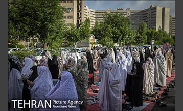 اقامه نماز عید سعید فطر در شهرک اکباتان 5