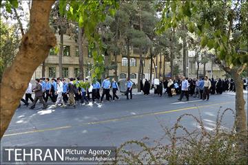 پیاده روی خانوادگی نازی آبادی ها 6
