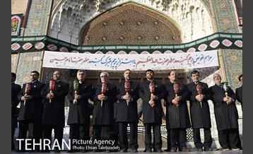 مراسم تعویض پرچم گنبد حرم حضرت عبدالعظیم (ع) 1