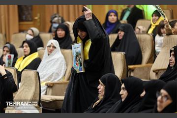آیین تجلیل از 110 مادر و همسر شهید منطقه 20 19