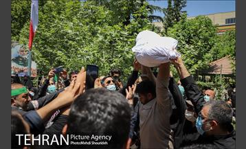 مراسم تشییع و خاکسپاری دو شهید گمنام دفاع مقدس در بوستان اندیشه 19