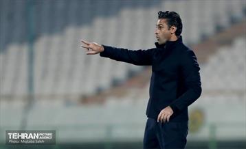 دیدار تیم‌های فوتبال استقلال و نساجی مازندران 4