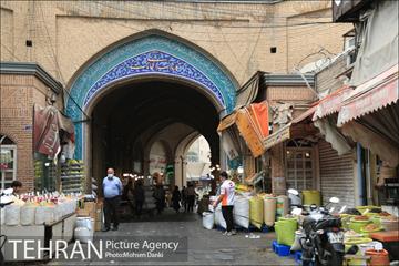 بازدید معاون شهرسازی و معماری شهرداری تهران و شهردار منطقه ۱۲ از بازار امین السلطان 12