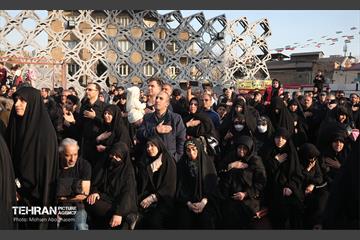 عزاداری شهادت امیرالمومنین (ع) در میدان امام حسین (ع) 34