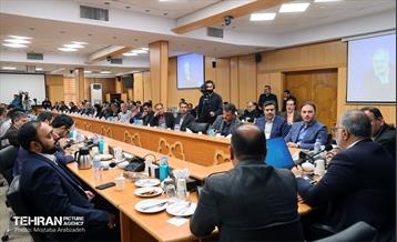 آیین رونمایی از دومین دوره «من شهردارم»  11