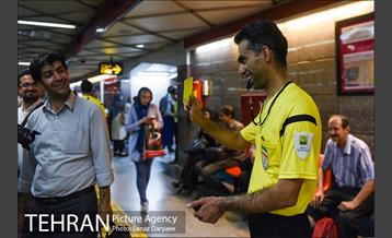 پرفورمنس داوران فوتبال در ایستگاه هفت تیر 20