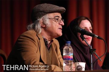 اکران فیلم سینمایی خفگی در دانشگاه امیرکبیر‎ 1