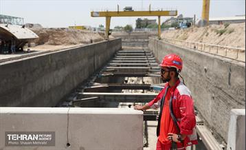 بازدید سخنگوی شهرداری تهران از ایستگاه متروی دولت آباد