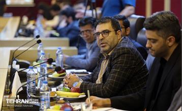 نشست مدیرعامل سازمان حمل و نقل ترافیک با شرکت‌های دانش‌بنیان 7