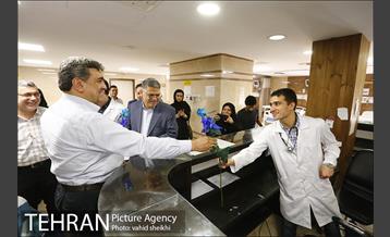 بازدید شهردار تهران از بیمارستان سینا  9