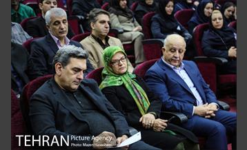 آیین کاشت درخت در بیمارستان شریعتی توسط شهردار تهران 13