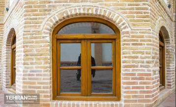 عمارت ظهیرالاسلام 16