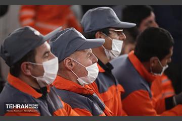 آغاز طرح واکسیناسیون آنفلوانزای پاکبانان و کارگران خدمات شهری شهرداری تهران 24