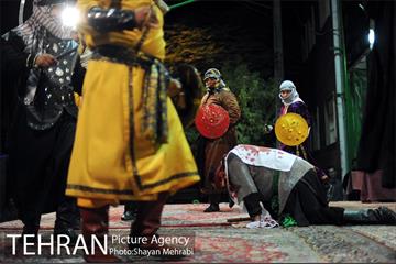 تعزیه خوانی در تکیه دو شهید دولت آباد 57