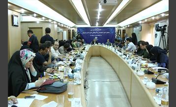 نشست صمیمی معاون اجتماعی و فرهنگی شهرداری تهران با اصحاب رسانه 10