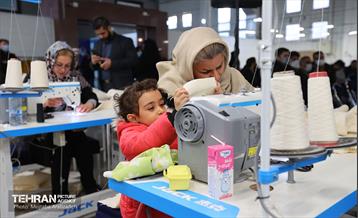 آیین افتتاح مراکز توانمندسازی کوثر و بهسازی۴۰۰معبر پایتخت 7