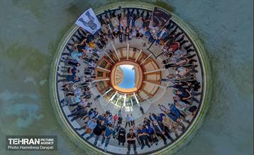 ششمین دوره نشان عکس سال مطبوعاتی 32