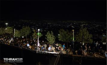 مراسم رونمایی مستند "دستمال سرخ‌ها" 14