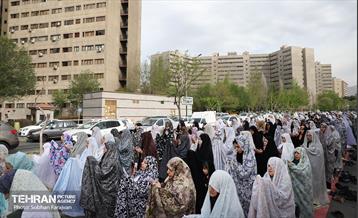 نماز عید فطر در شهرک اکباتان 25