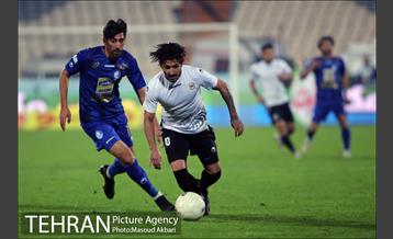 دیدار تیم های استقلال تهران و شاهین بوشهر 1