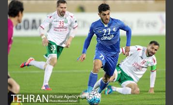 دیدار تیم های فوتبال استقلال و لوکوموتیو تاشکند