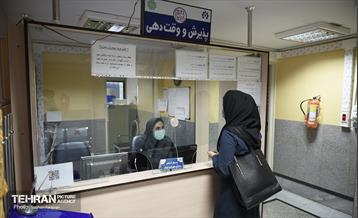 مرکز بهداشتی درمانی منطقه ۵ در لحظه افطار  13